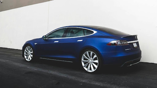 blauwe auto